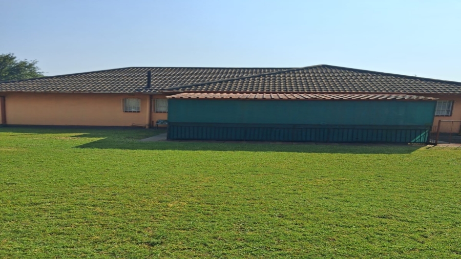 3 Bedroom Property for Sale in Vanderbijlpark SE 6 Gauteng