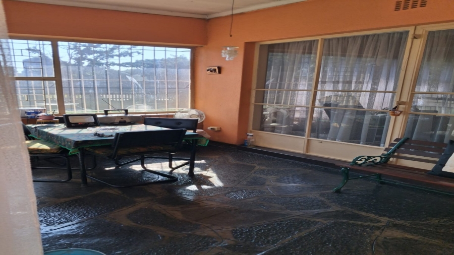 3 Bedroom Property for Sale in Vanderbijlpark SE 6 Gauteng