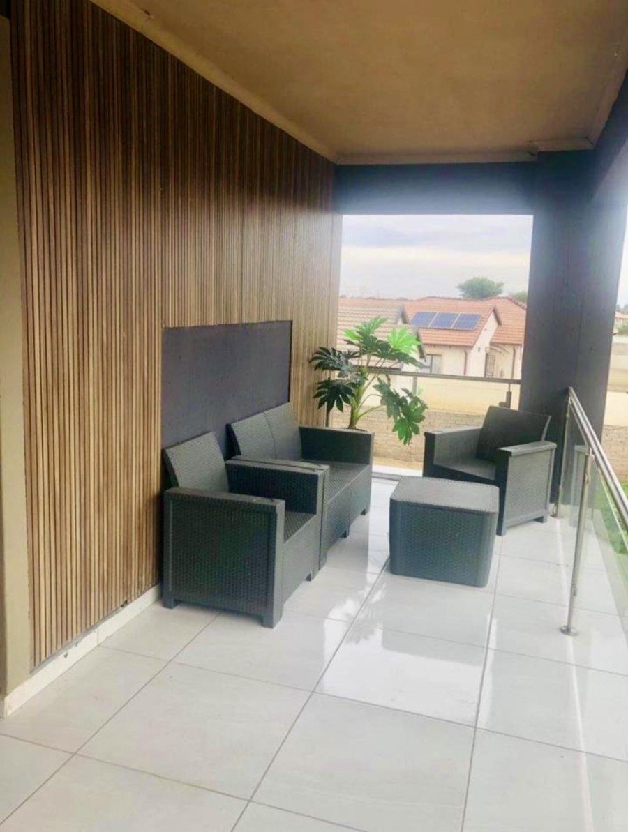 4 Bedroom Property for Sale in Vanderbijlpark CE 3 Gauteng