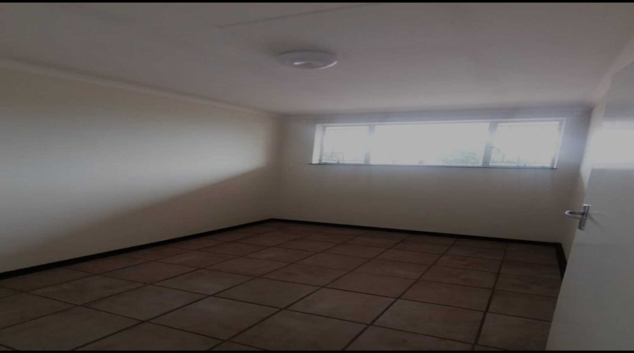 2 Bedroom Property for Sale in Vanderbijlpark CW 3 Gauteng