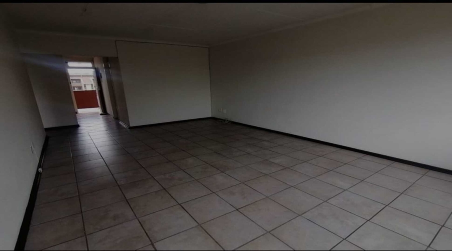 2 Bedroom Property for Sale in Vanderbijlpark CW 3 Gauteng