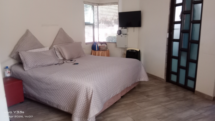 To Let 4 Bedroom Property for Rent in Sonland Park Gauteng