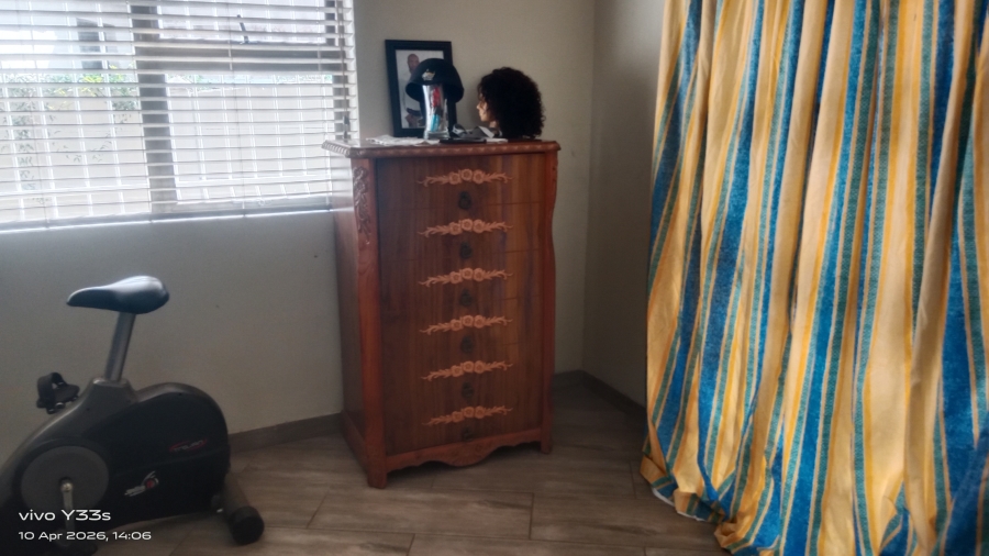 To Let 4 Bedroom Property for Rent in Sonland Park Gauteng