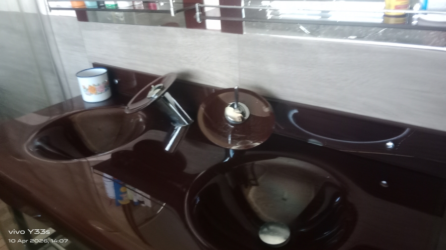 To Let 4 Bedroom Property for Rent in Sonland Park Gauteng