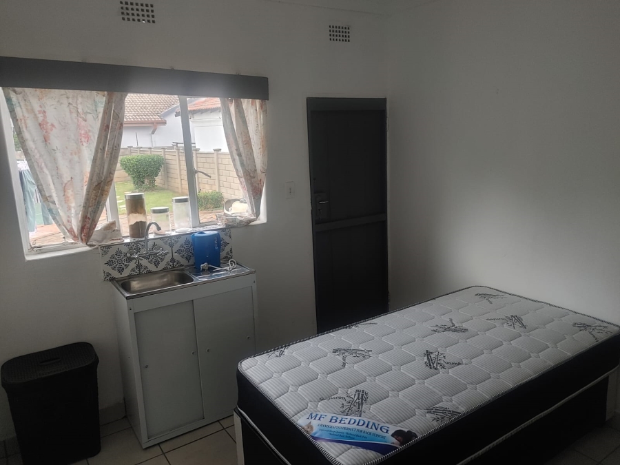 To Let 6 Bedroom Property for Rent in Vanderbijlpark SE 2 Gauteng