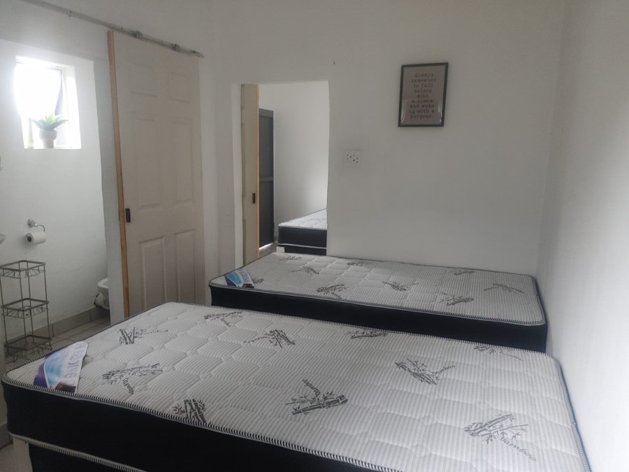 To Let 6 Bedroom Property for Rent in Vanderbijlpark SE 2 Gauteng