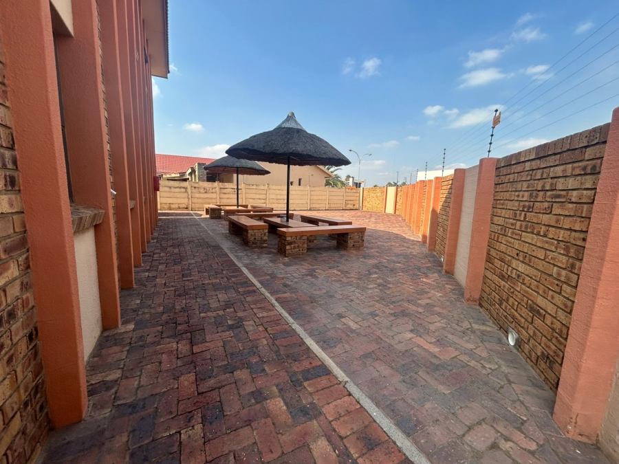 To Let Commercial Property for Rent in Vanderbijlpark SE 6 Gauteng