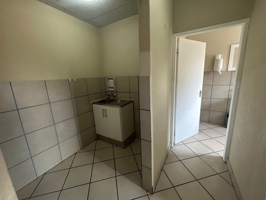 To Let Commercial Property for Rent in Vanderbijlpark SE 6 Gauteng