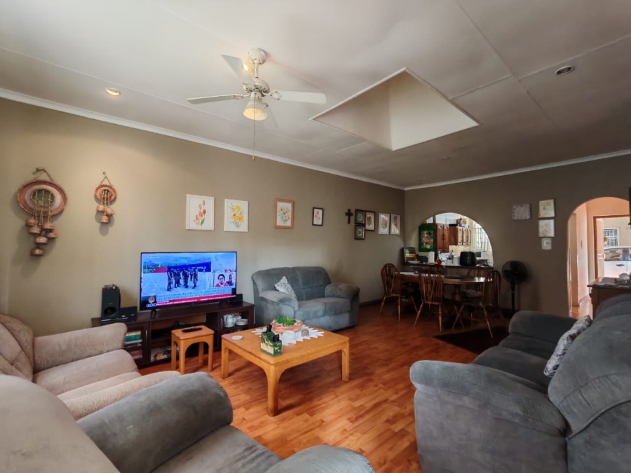 3 Bedroom Property for Sale in Three Rivers Gauteng