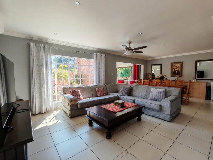 3 Bedroom Property for Sale in Three Rivers Gauteng