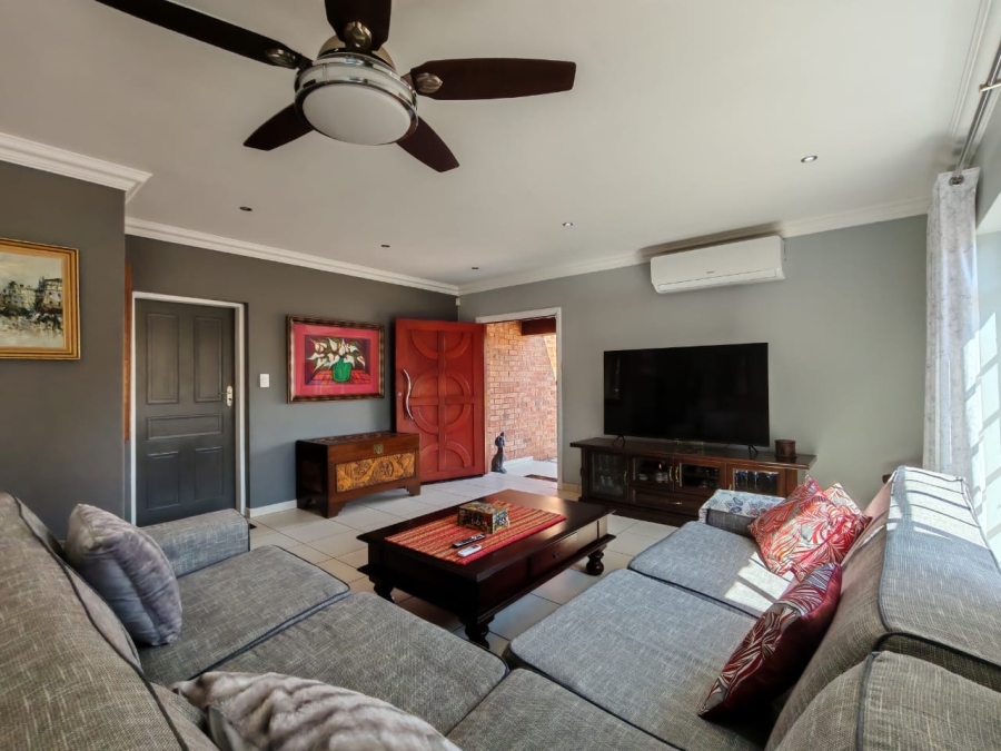 3 Bedroom Property for Sale in Three Rivers Gauteng