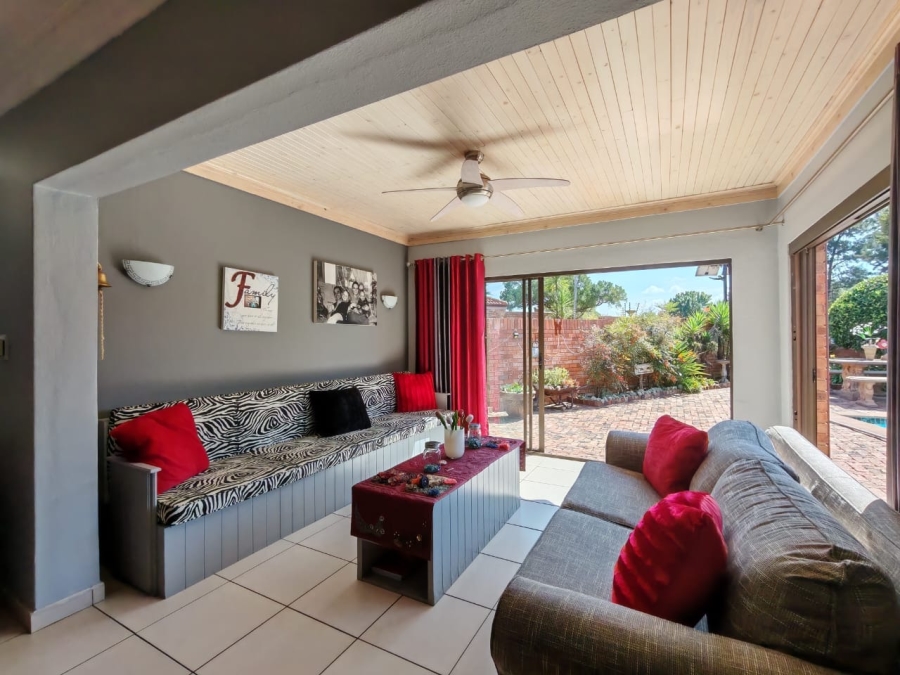 3 Bedroom Property for Sale in Three Rivers Gauteng