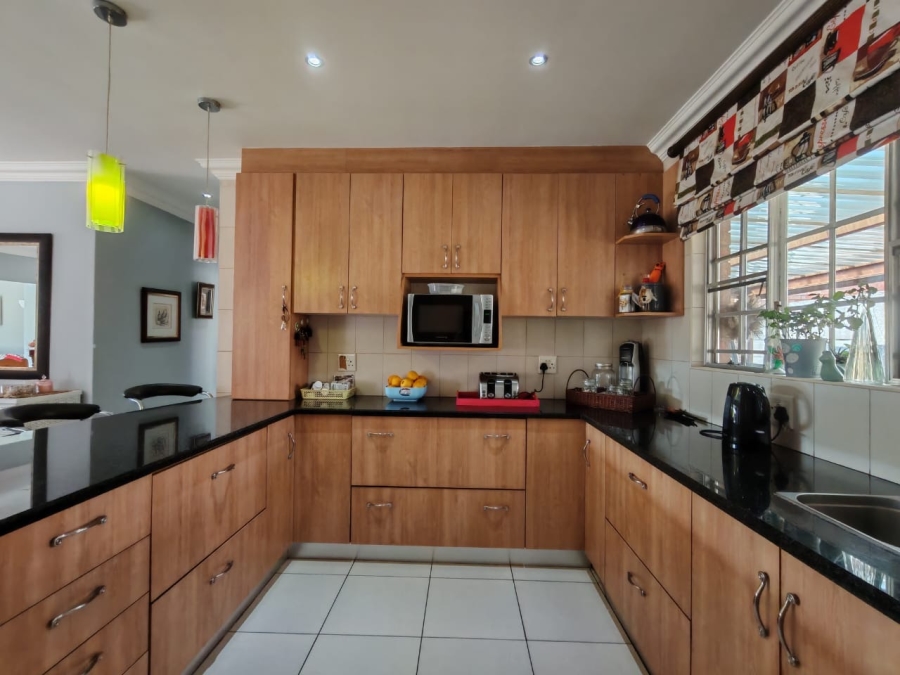 3 Bedroom Property for Sale in Three Rivers Gauteng