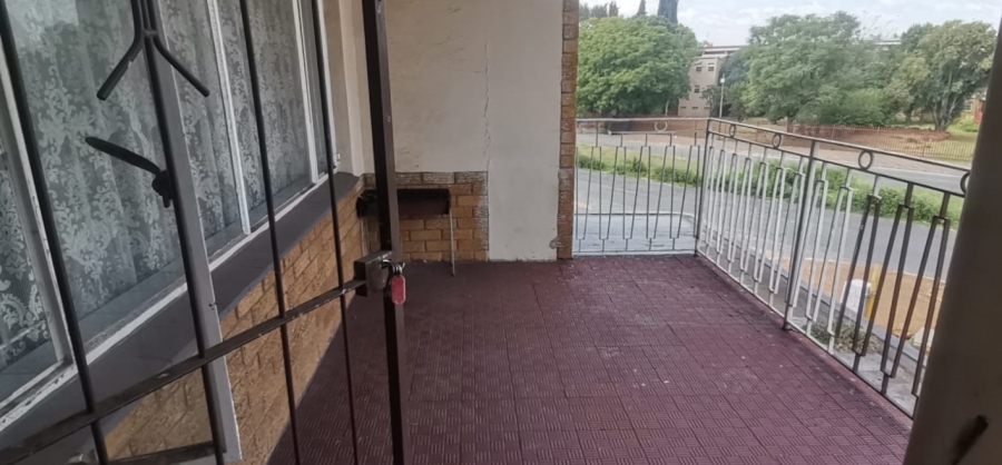 2 Bedroom Property for Sale in Vanderbijlpark CE 1 Gauteng