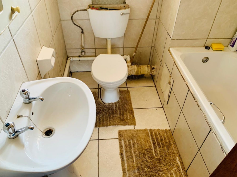 2 Bedroom Property for Sale in Vanderbijlpark CE 1 Gauteng