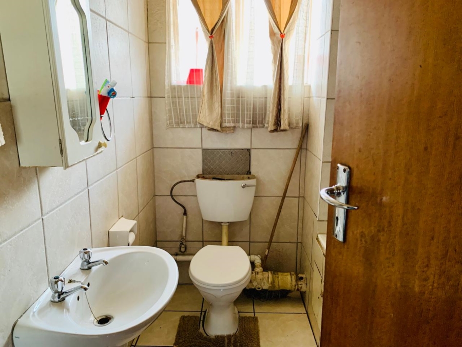 2 Bedroom Property for Sale in Vanderbijlpark CE 1 Gauteng
