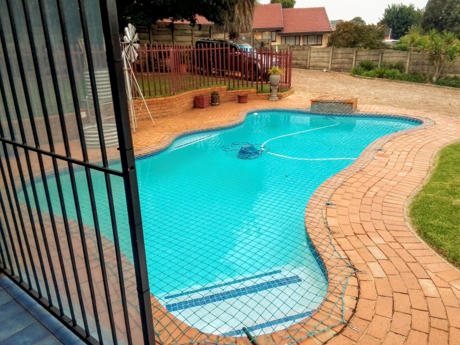 3 Bedroom Property for Sale in Mindalore Gauteng