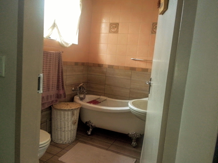 3 Bedroom Property for Sale in Mindalore Gauteng