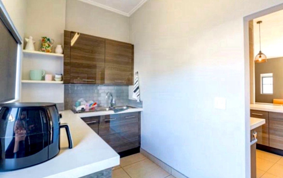 To Let 3 Bedroom Property for Rent in Six Fountains Residential Estate Gauteng