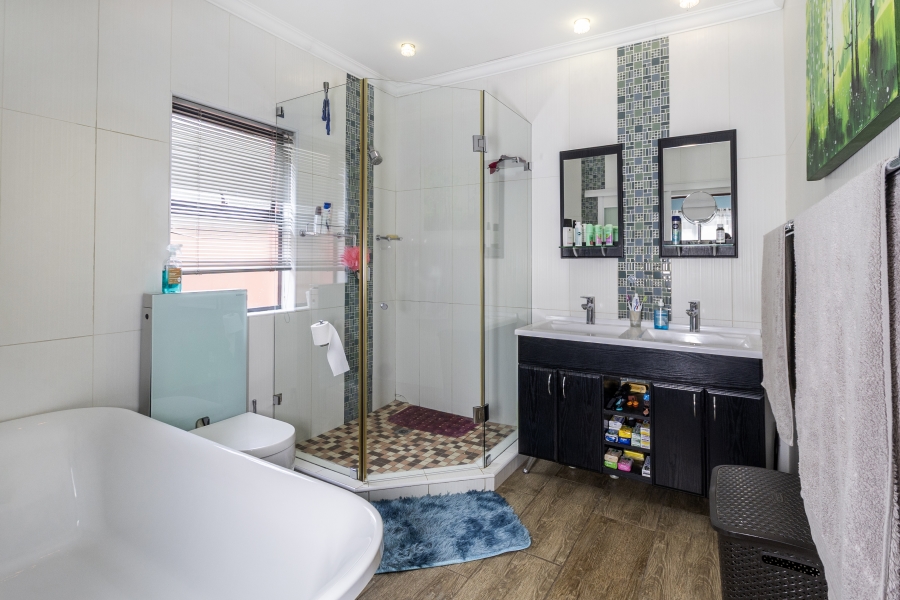 4 Bedroom Property for Sale in Lynnwood Ridge Gauteng