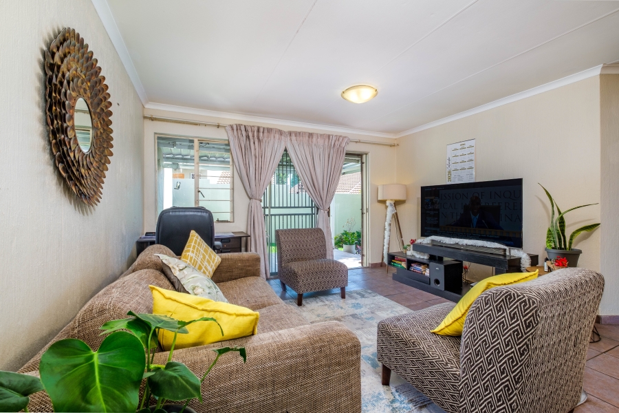 2 Bedroom Property for Sale in Sundowner Gauteng