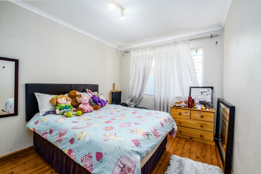 2 Bedroom Property for Sale in Sundowner Gauteng