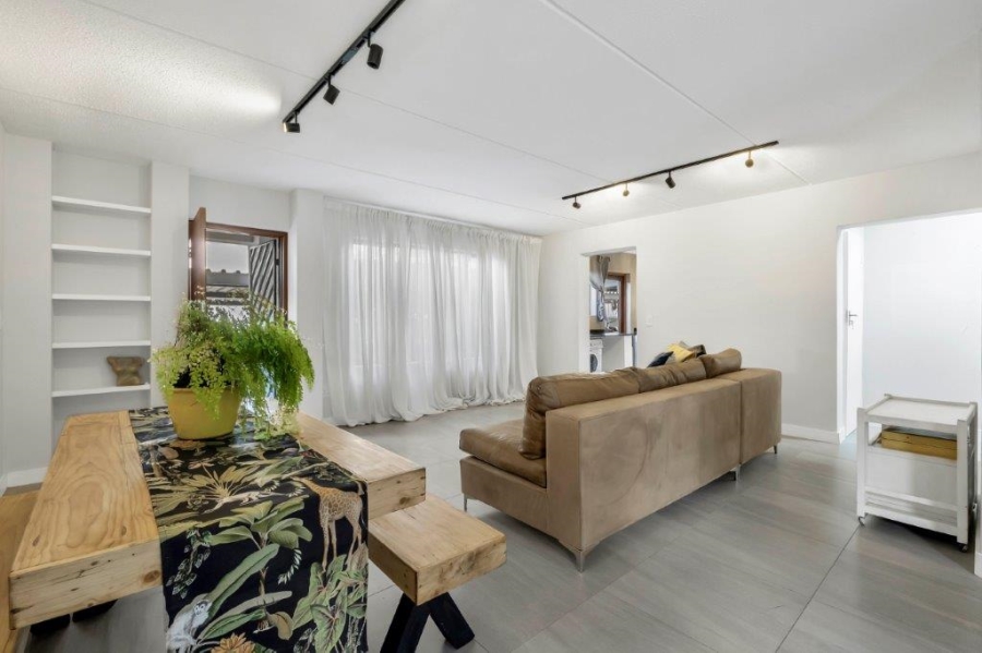 2 Bedroom Property for Sale in Victory Park Gauteng