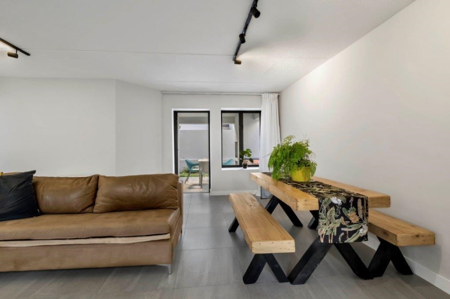 2 Bedroom Property for Sale in Victory Park Gauteng