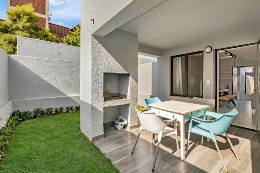 2 Bedroom Property for Sale in Victory Park Gauteng