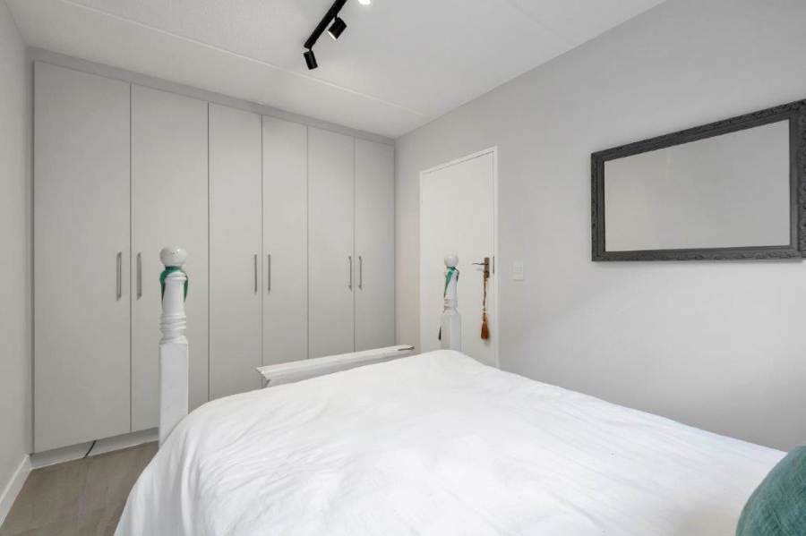 2 Bedroom Property for Sale in Victory Park Gauteng