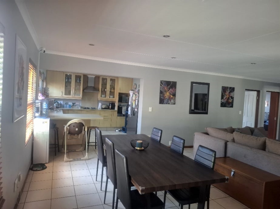 4 Bedroom Property for Sale in Kyalami Gauteng