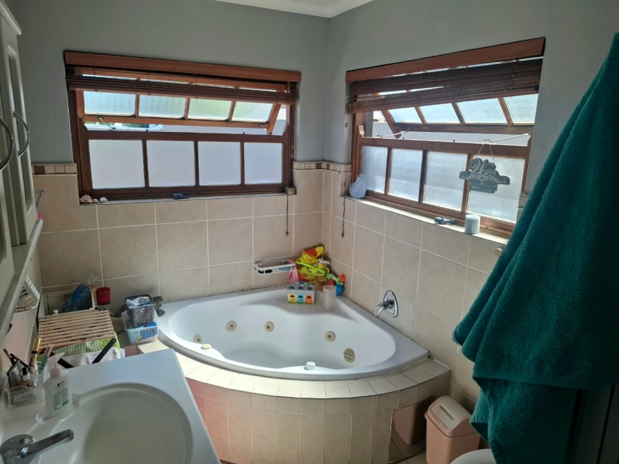 4 Bedroom Property for Sale in Kyalami Gauteng