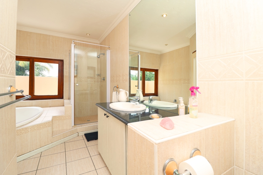 4 Bedroom Property for Sale in Abbotsford Gauteng