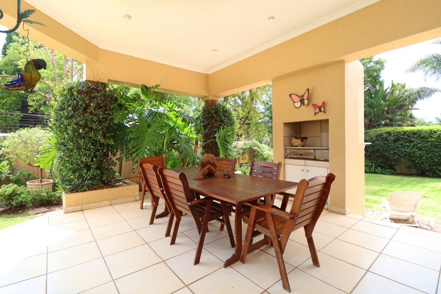 4 Bedroom Property for Sale in Abbotsford Gauteng