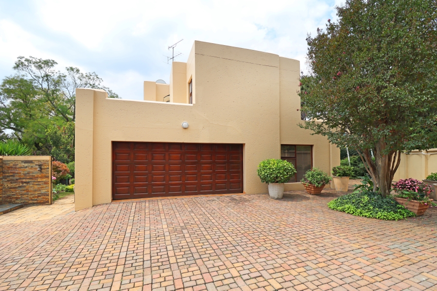 4 Bedroom Property for Sale in Abbotsford Gauteng