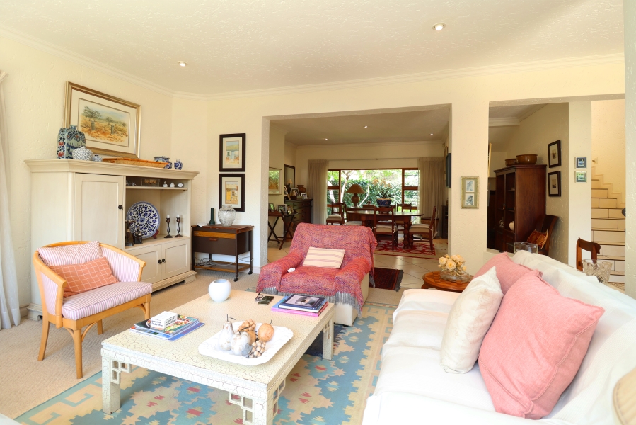 4 Bedroom Property for Sale in Abbotsford Gauteng