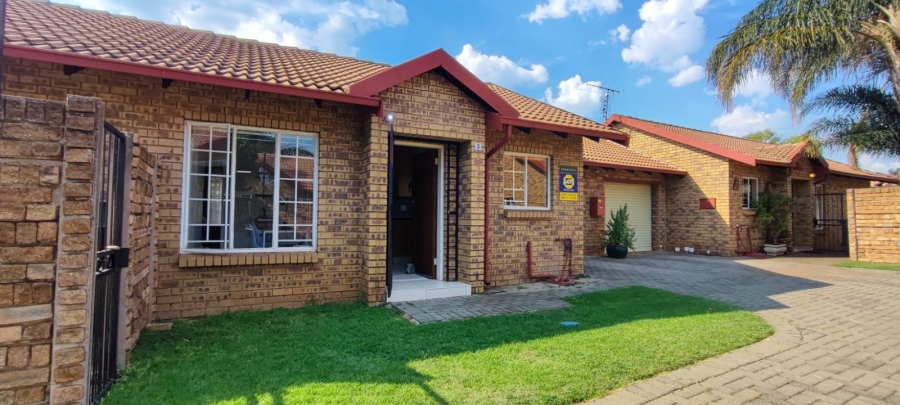 To Let 2 Bedroom Property for Rent in Celtisdal Gauteng