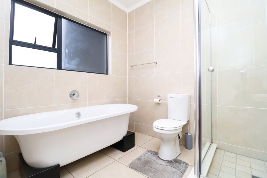 3 Bedroom Property for Sale in Modderfontein Gauteng