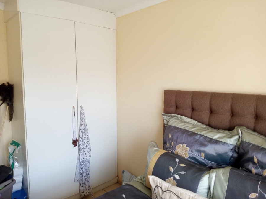 1 Bedroom Property for Sale in Fairlead Gauteng