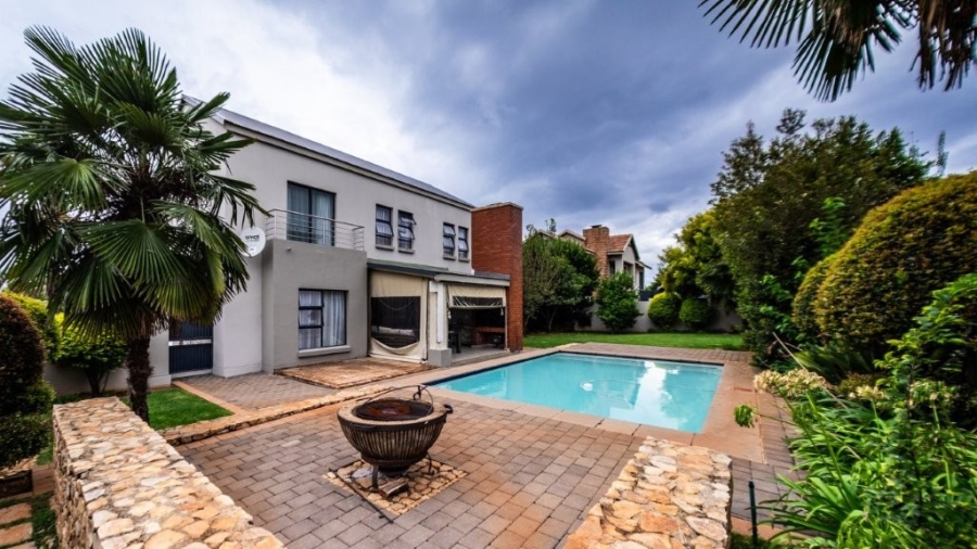 3 Bedroom Property for Sale in Midstream Hill Gauteng
