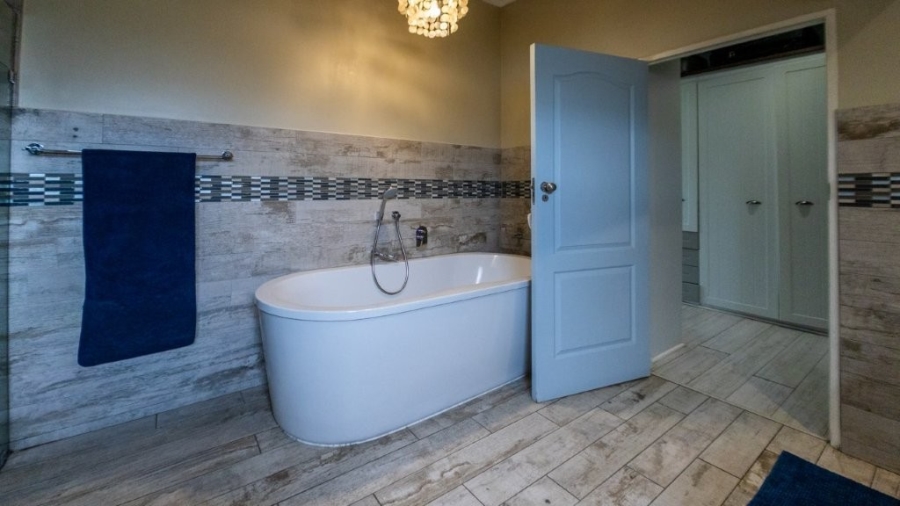 3 Bedroom Property for Sale in Midstream Hill Gauteng