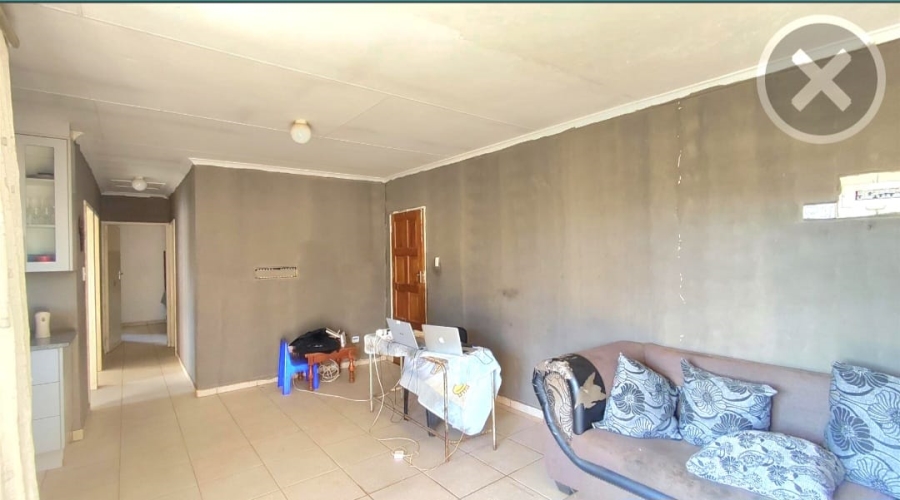 3 Bedroom Property for Sale in Windmill Park Gauteng