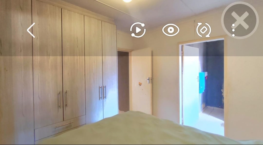 3 Bedroom Property for Sale in Windmill Park Gauteng