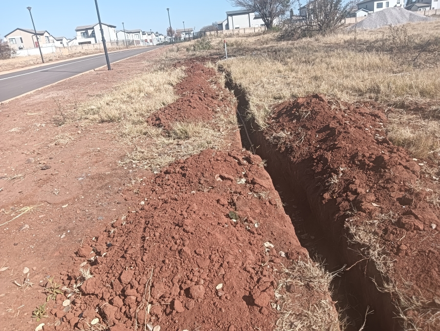 0 Bedroom Property for Sale in Raslouw Gauteng