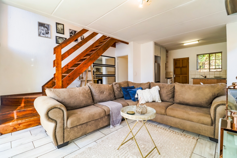 2 Bedroom Property for Sale in Heuwelsig Estate Gauteng