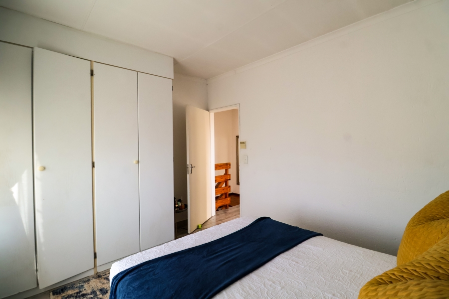 2 Bedroom Property for Sale in Heuwelsig Estate Gauteng