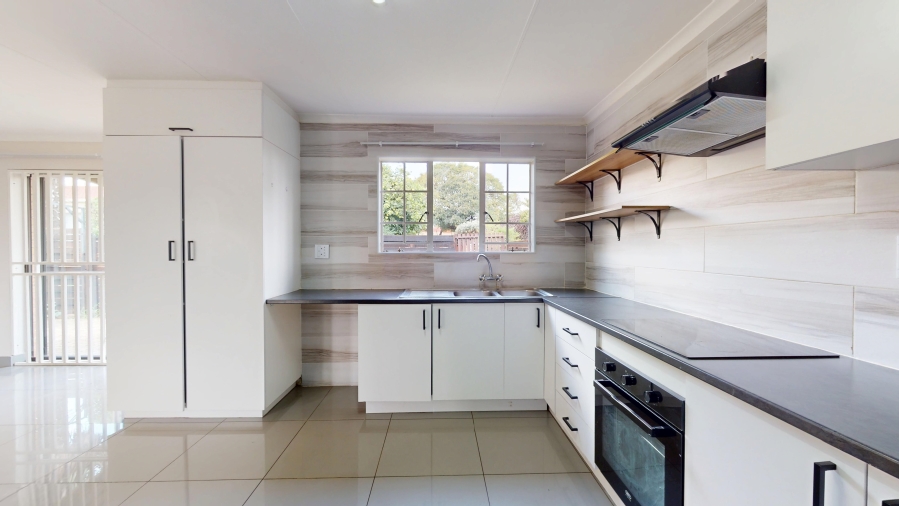 2 Bedroom Property for Sale in Witfield Gauteng