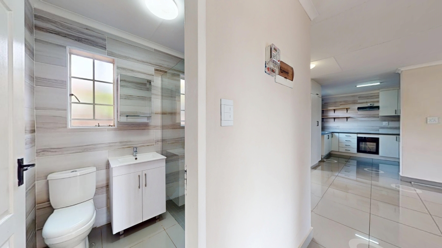2 Bedroom Property for Sale in Witfield Gauteng