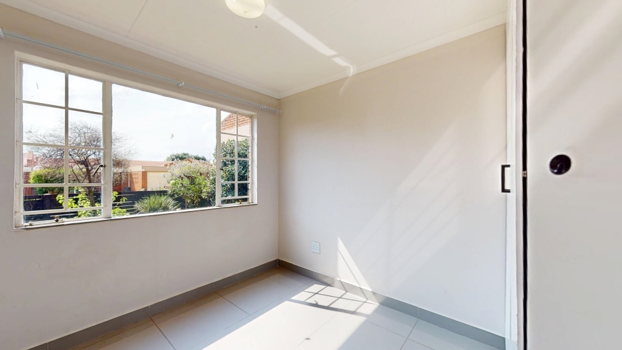 2 Bedroom Property for Sale in Witfield Gauteng