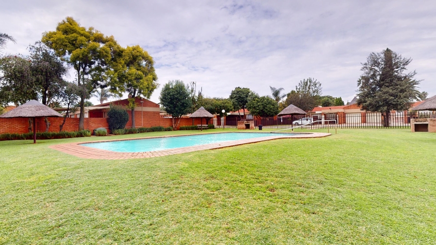 2 Bedroom Property for Sale in Witfield Gauteng